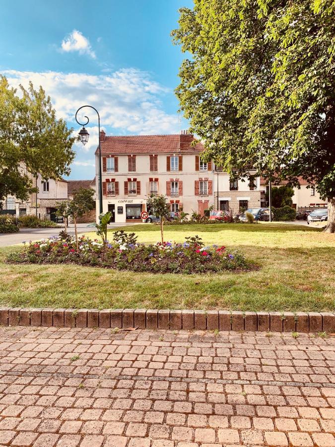 Le Logis Cantilien Lamorlaye-Chantilly Εξωτερικό φωτογραφία